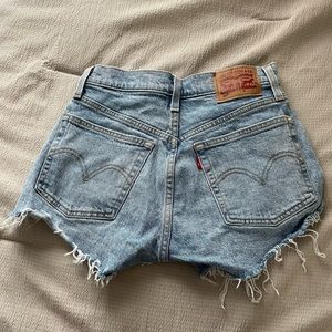 Levi’s 501 high rise shorts